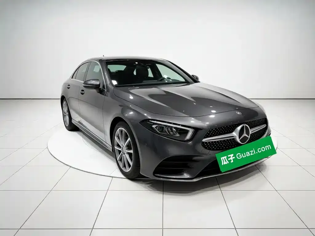 Mercedes-Benz A-Class — фото 6