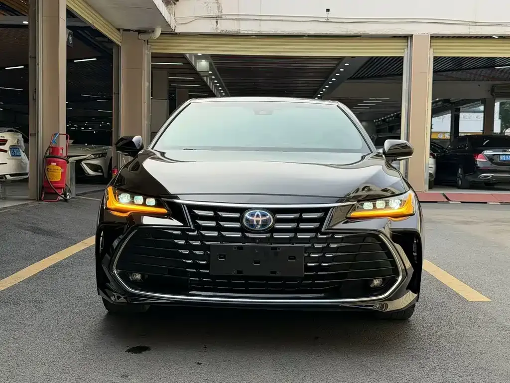 Toyota Avalon — фото 7