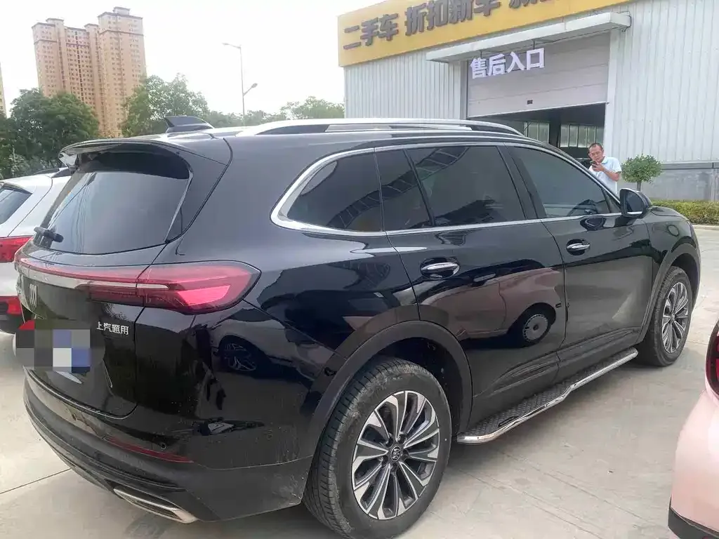 Buick Envision Plus — фото 6