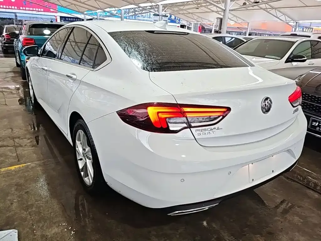 Buick Regal — фото 5