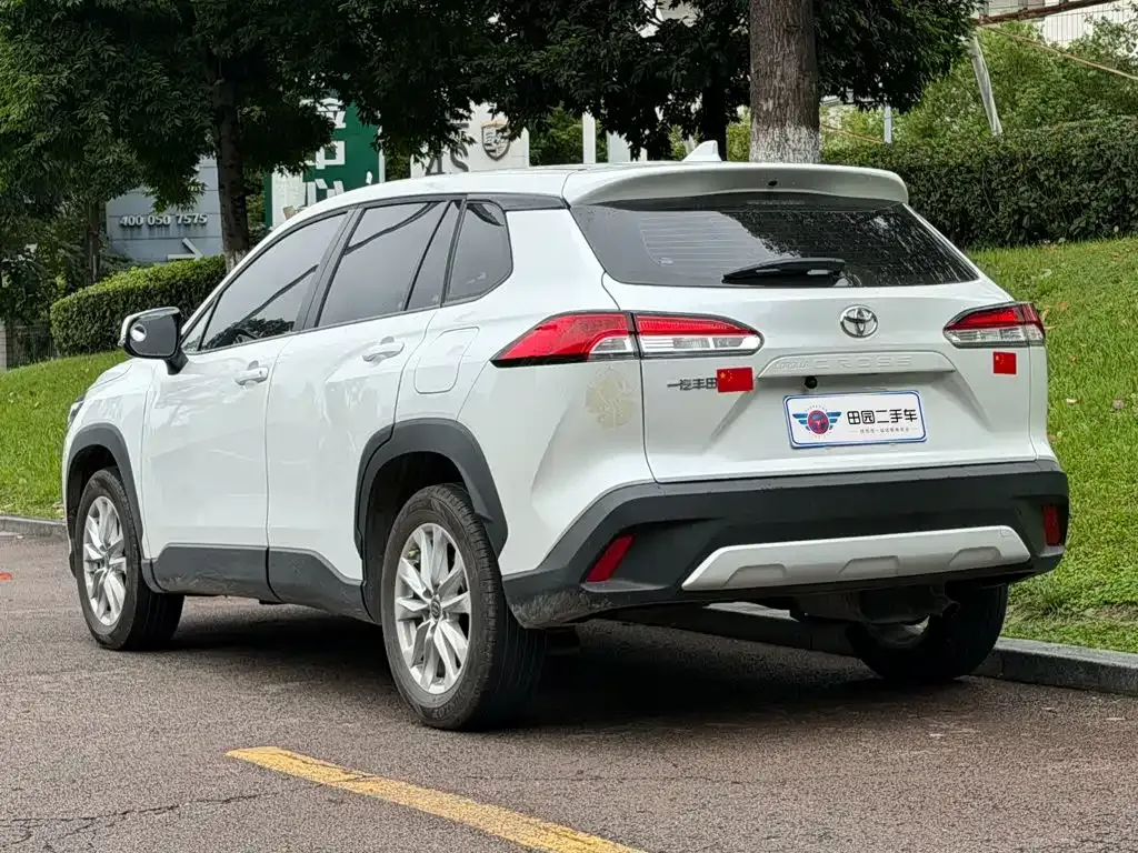 Toyota Corolla Cross — фото 9