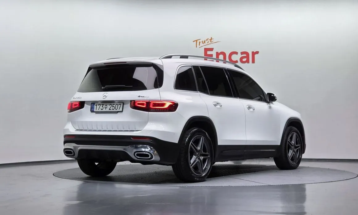 Mercedes-Benz GLB-Class — фото 2