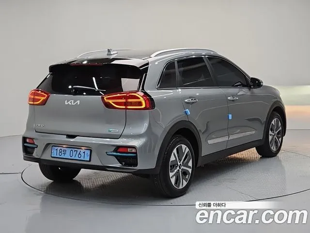 Kia Niro — фото 4