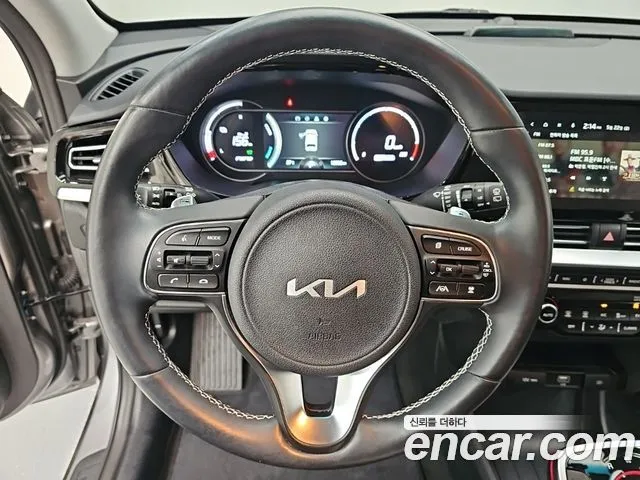 Kia Niro — фото 7