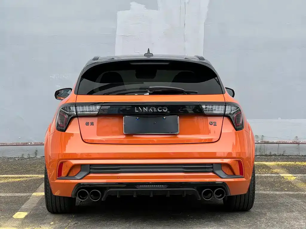 Lynk & Co 02 Hatchback — фото 10