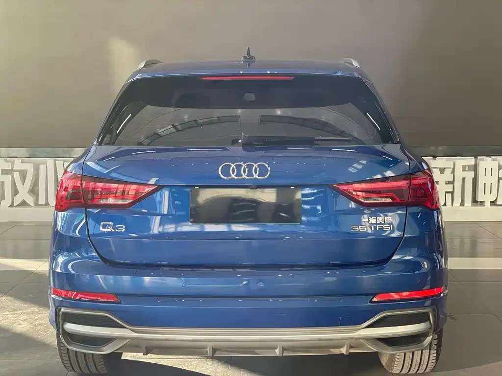 Audi Q3 — фото 7