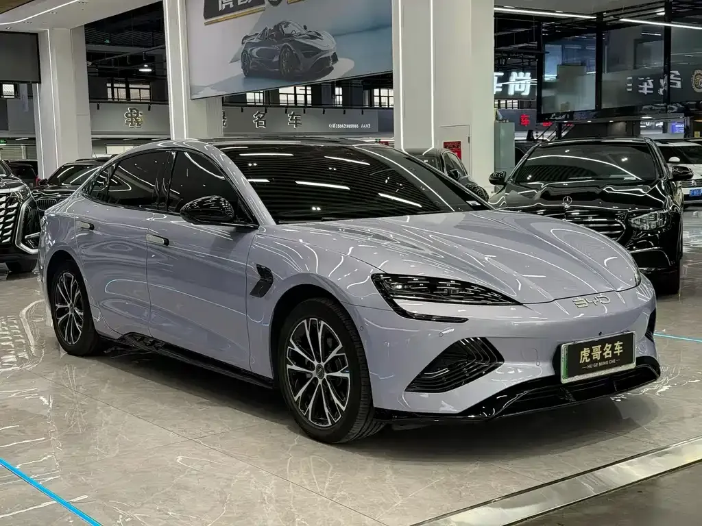 BYD Seal — фото 7