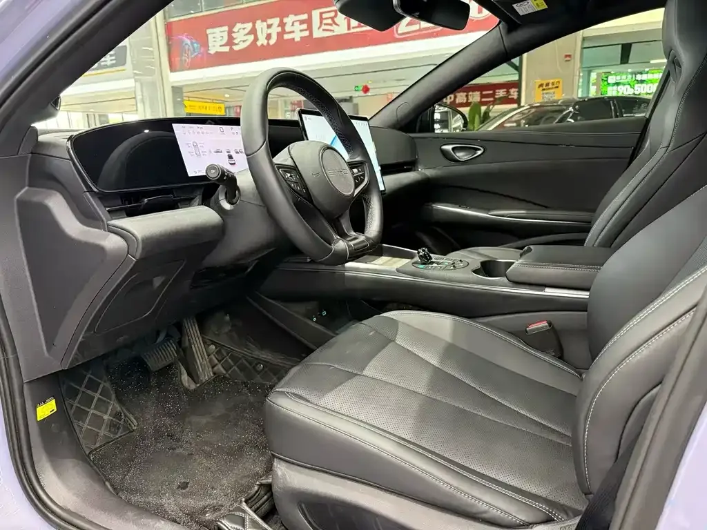BYD Seal — фото 2