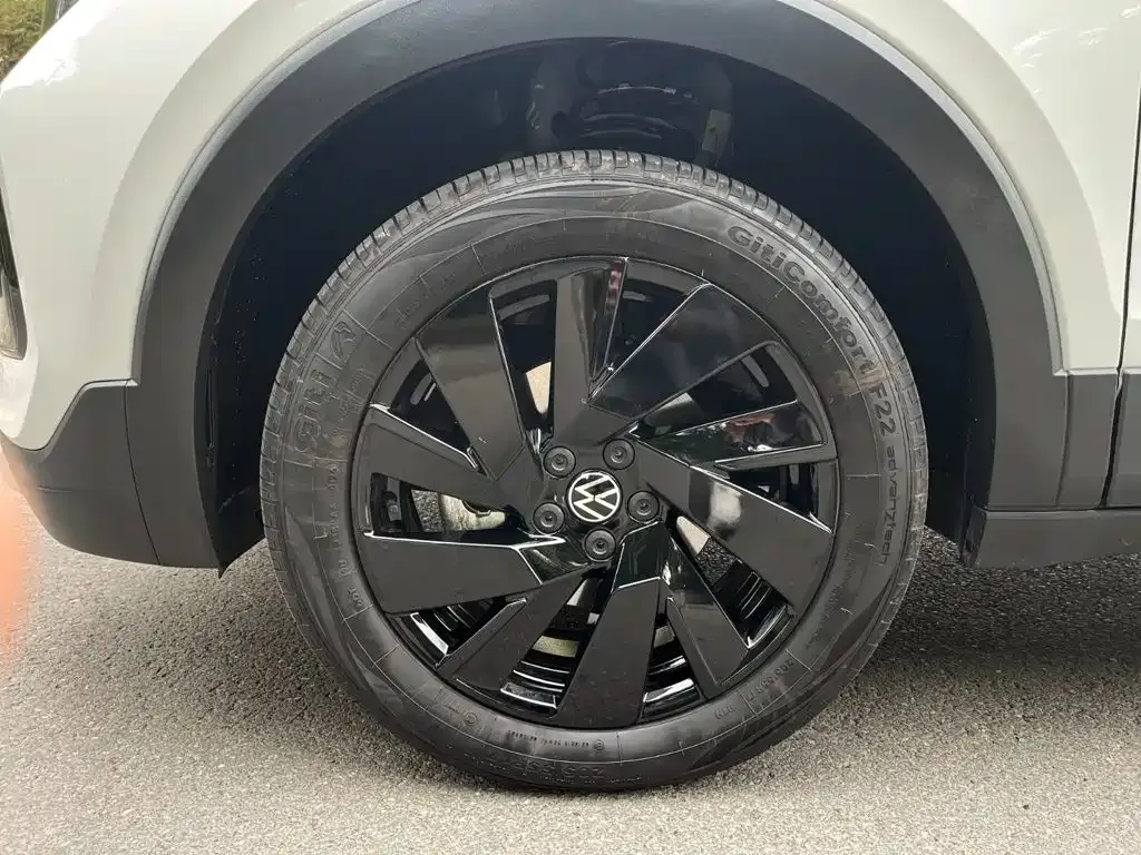 Volkswagen Tharu — фото 3