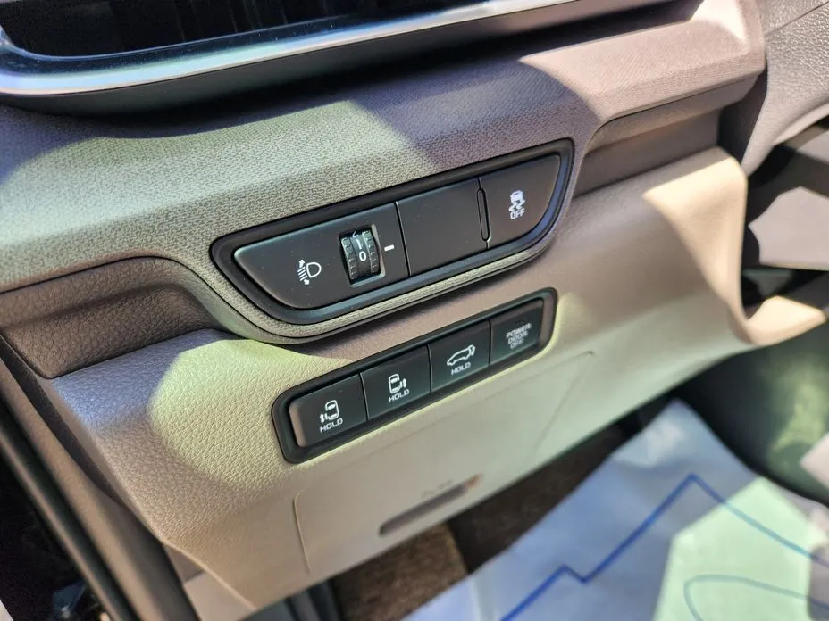 Kia Carnival — фото 6
