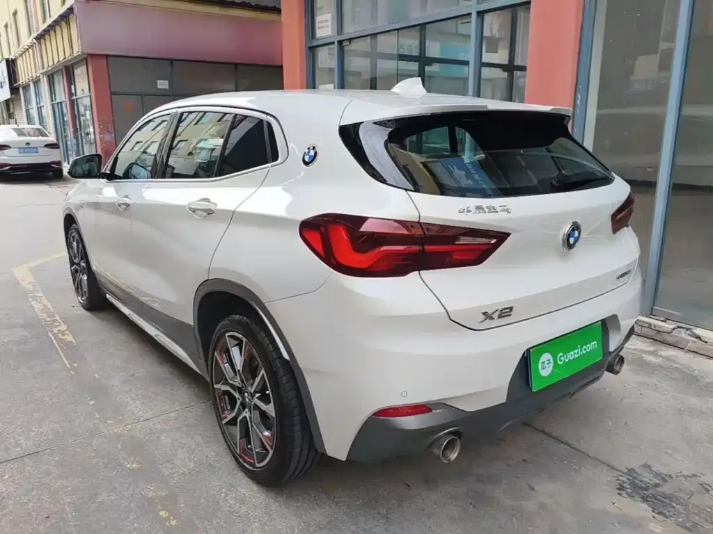BMW X2 — фото 1