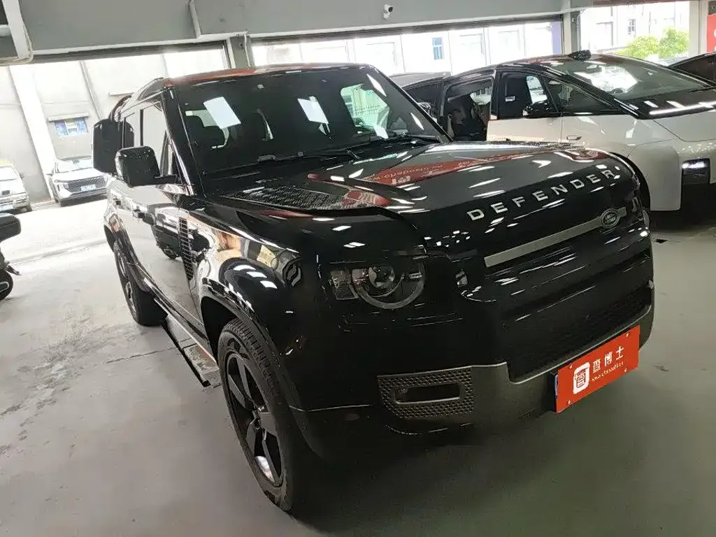 Land Rover Defender — фото 2