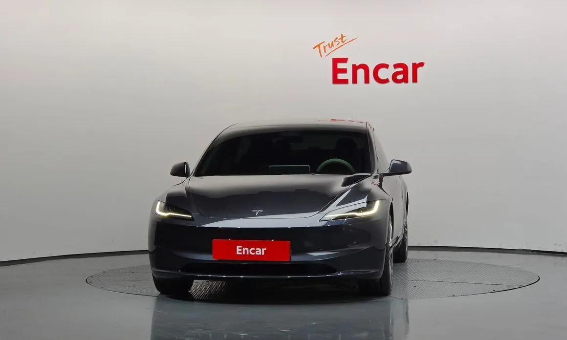 Tesla Model 3 — фото 3