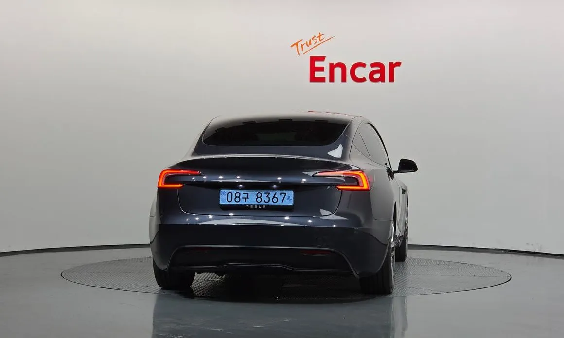Tesla Model 3 — фото 5