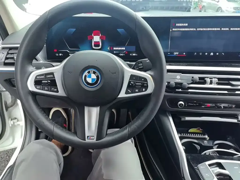 BMW i3 — фото 9