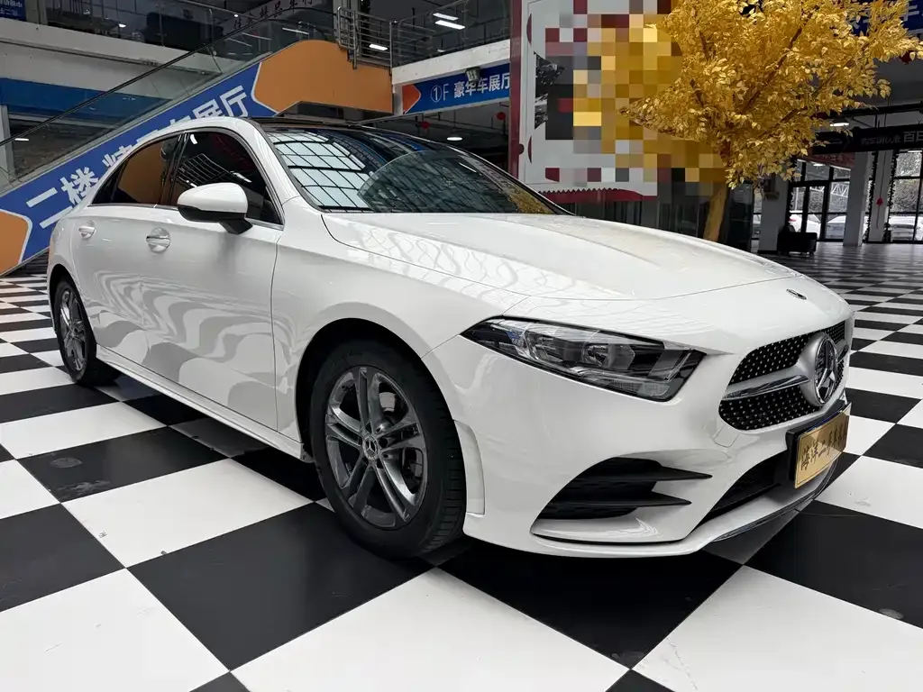 Mercedes-Benz A-Class — фото 2