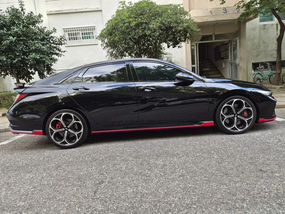 Hyundai AVANTE — фото 2
