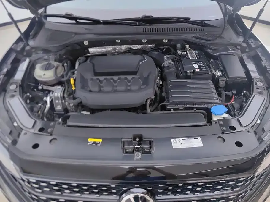 Volkswagen Passat — фото 8