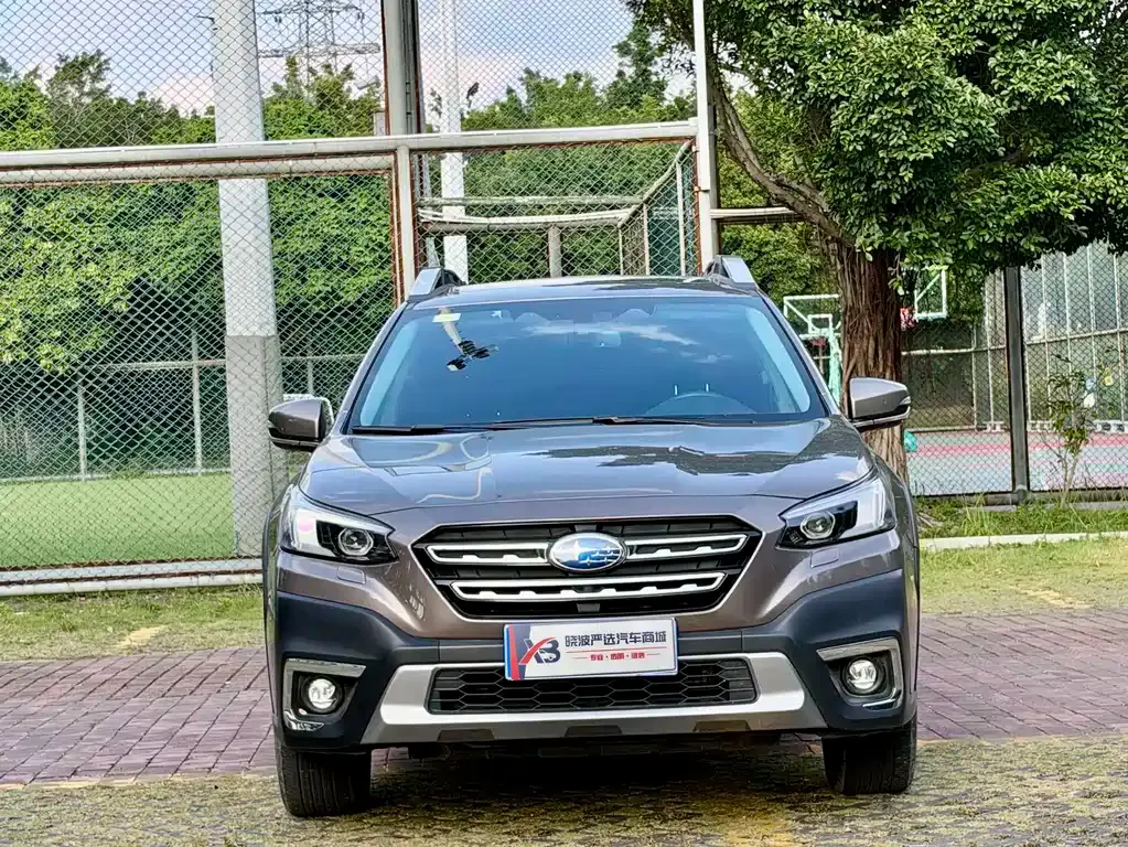 Subaru Outback — фото 8