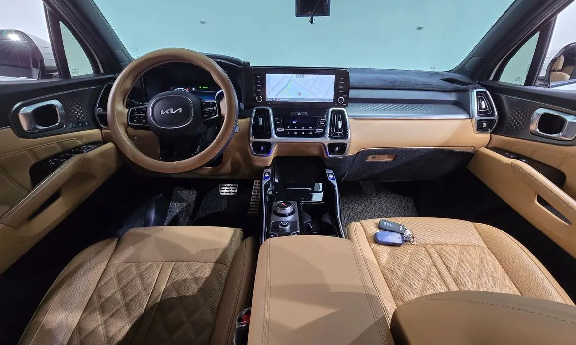 Kia Sorento — фото 6