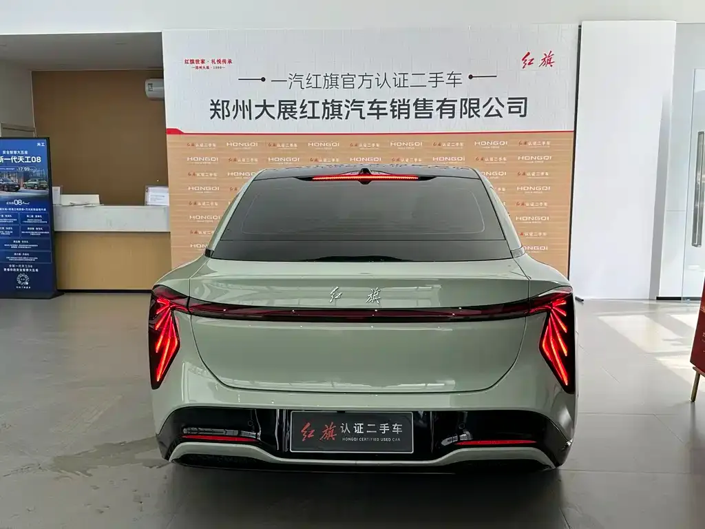 Hongqi EH7 — фото 6