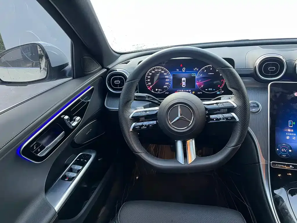 Mercedes-Benz C-Class — фото 10