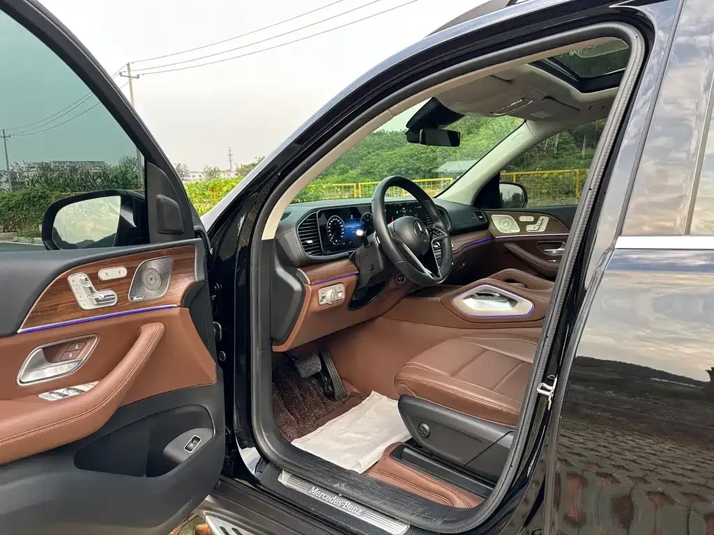 Mercedes-Benz GLE (Import) — фото 10
