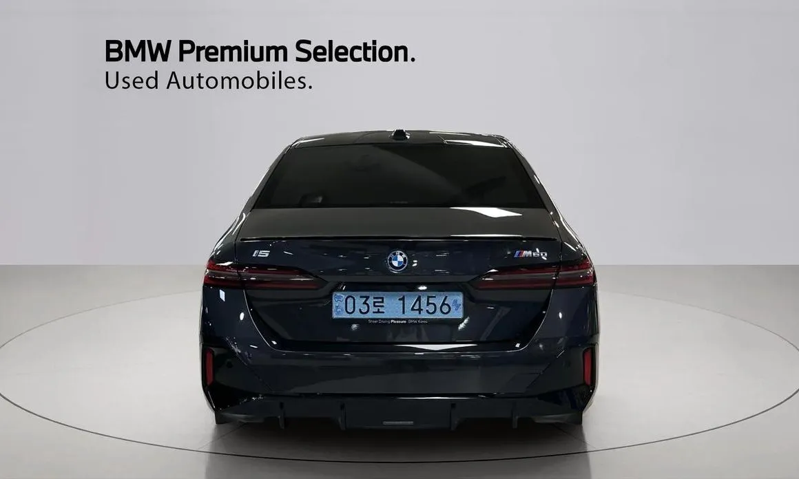 BMW i5 — фото 9
