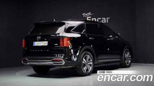 Kia Sorento — фото 5