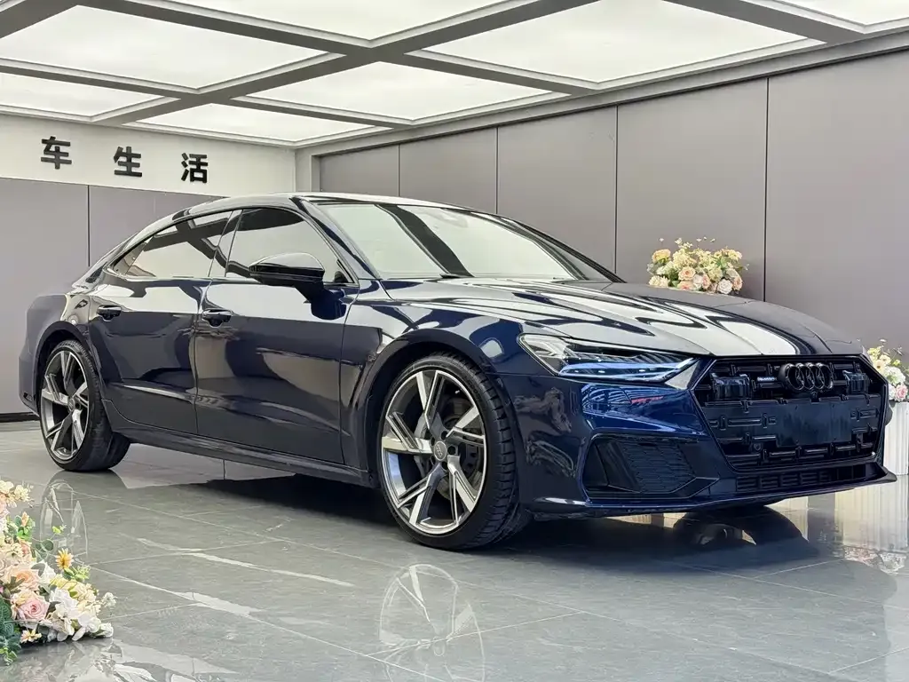 Audi A7L — фото 5