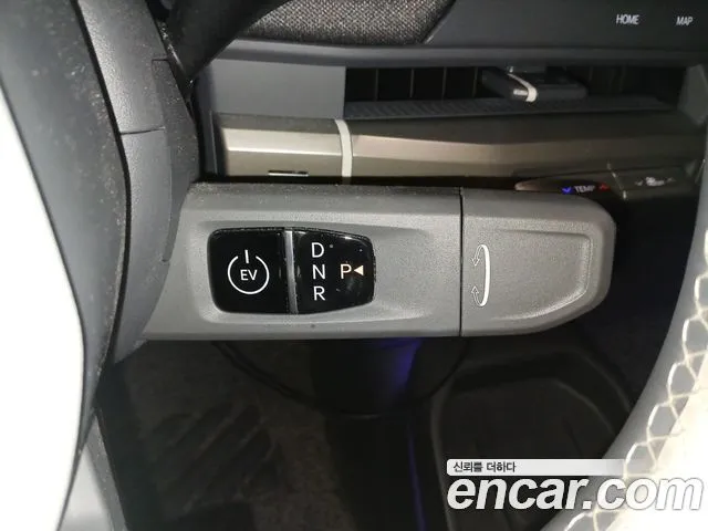 Kia EV3 — фото 4