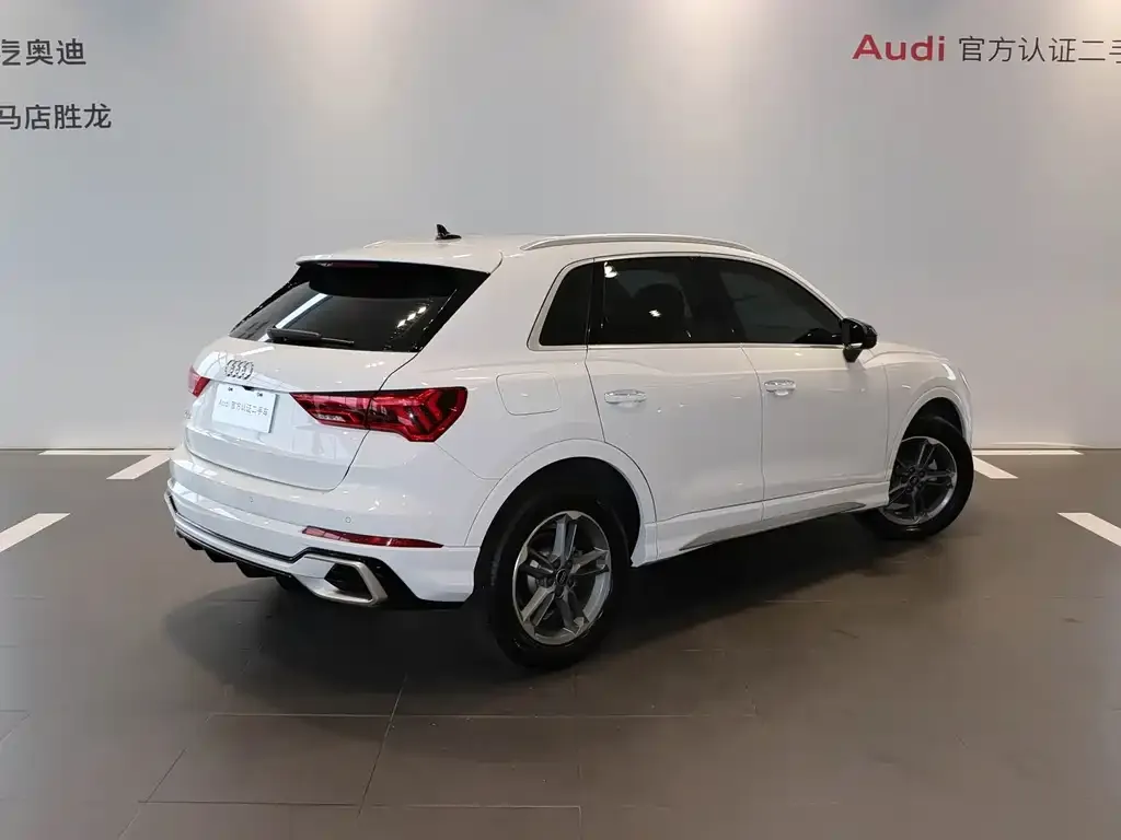 Audi Q3 — фото 2