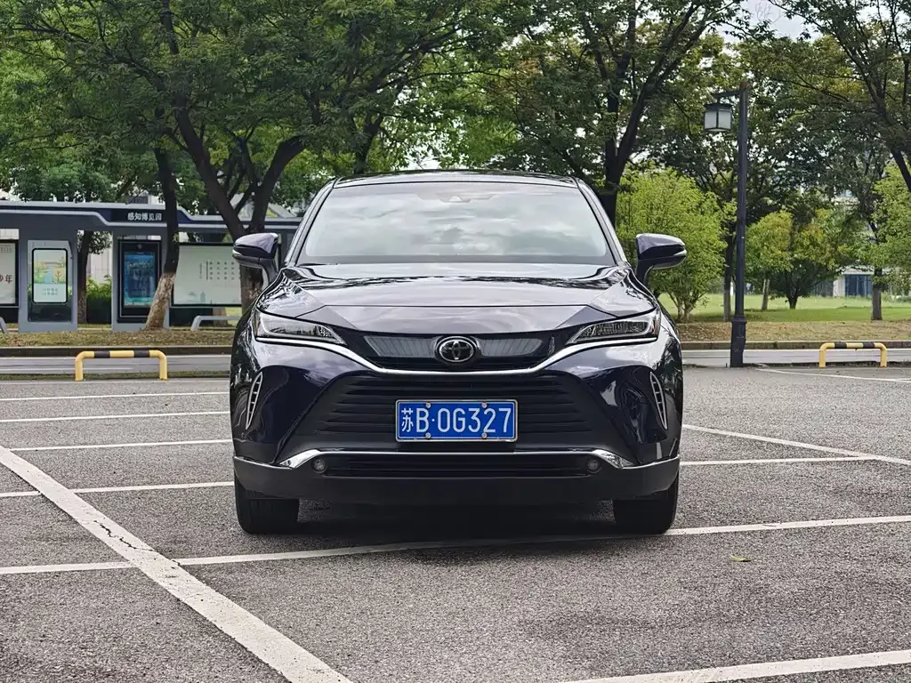 Toyota Harrier — фото 3