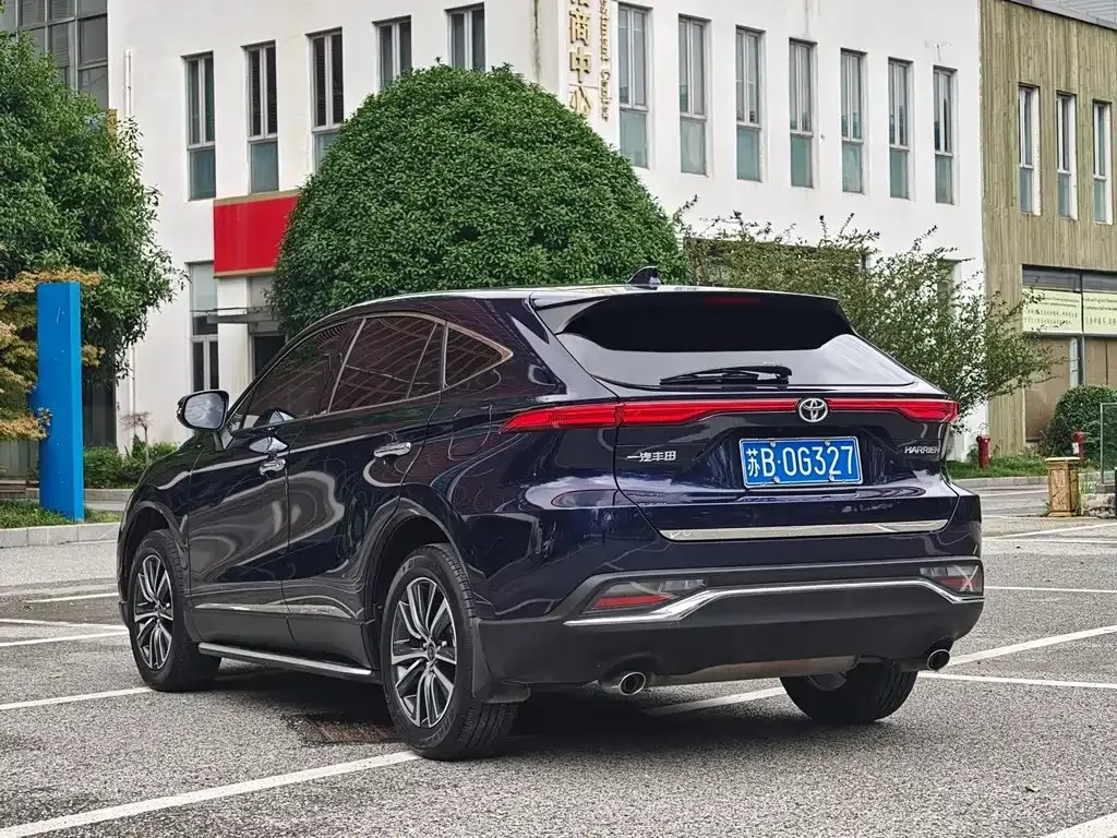 Toyota Harrier — фото 10