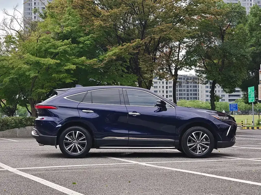 Toyota Harrier — фото 9