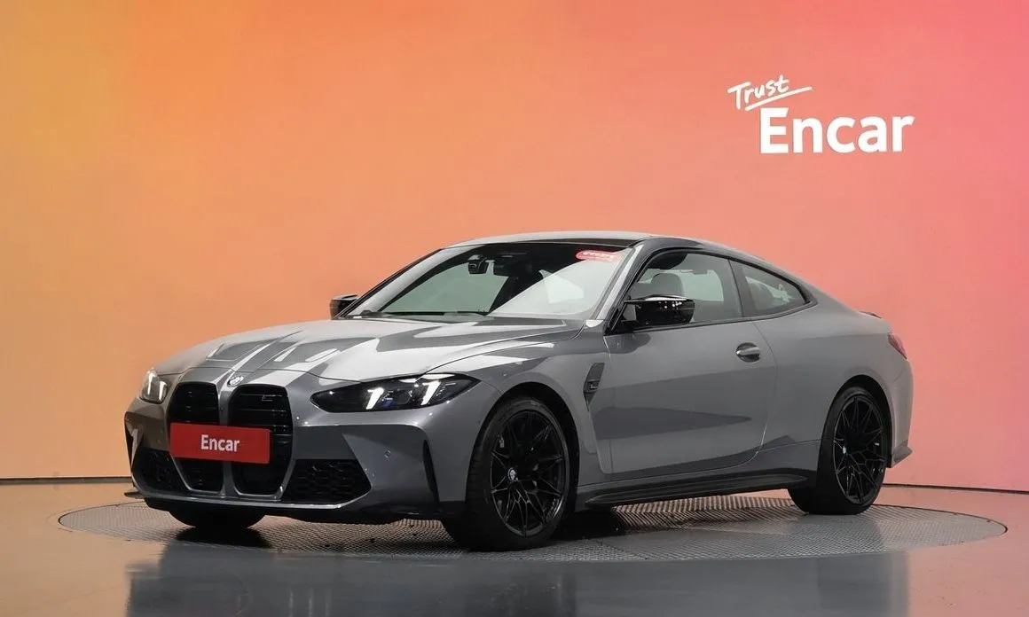 BMW M4 — фото 1