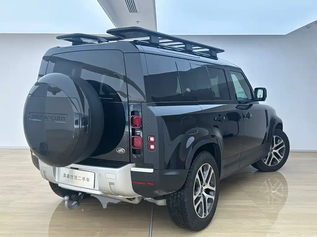Land Rover Defender — фото 9
