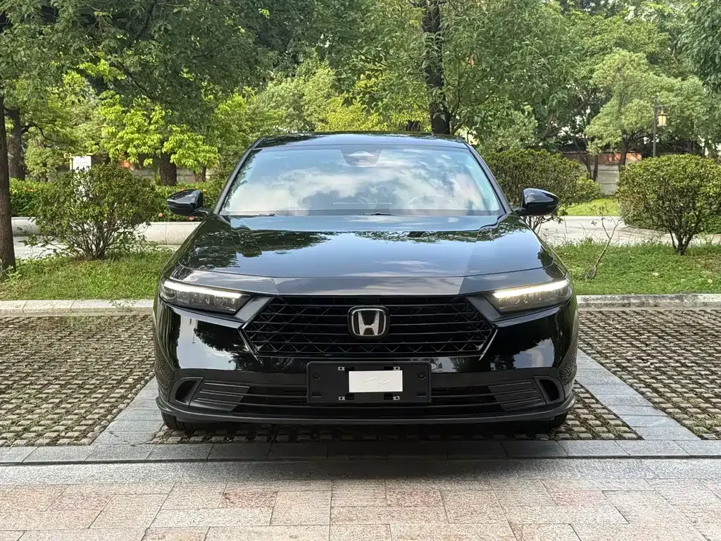 Honda Accord — фото 3