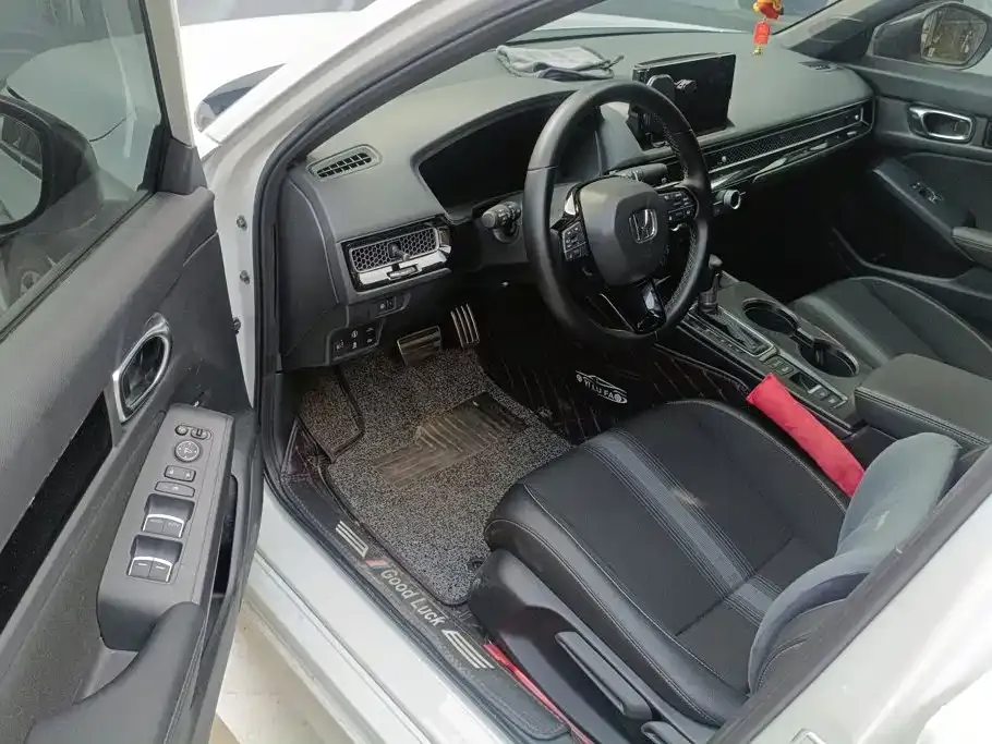 Honda Civic — фото 8