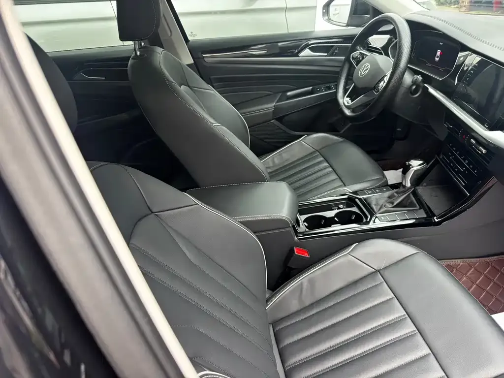 Volkswagen Passat — фото 4