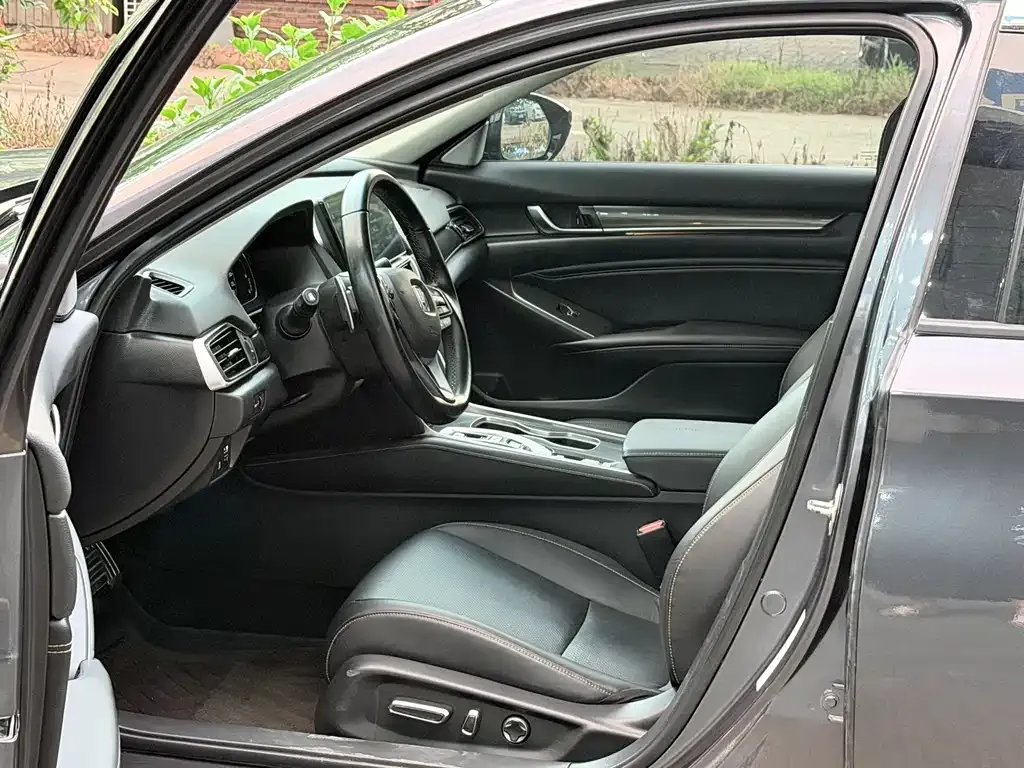 Honda Accord — фото 2