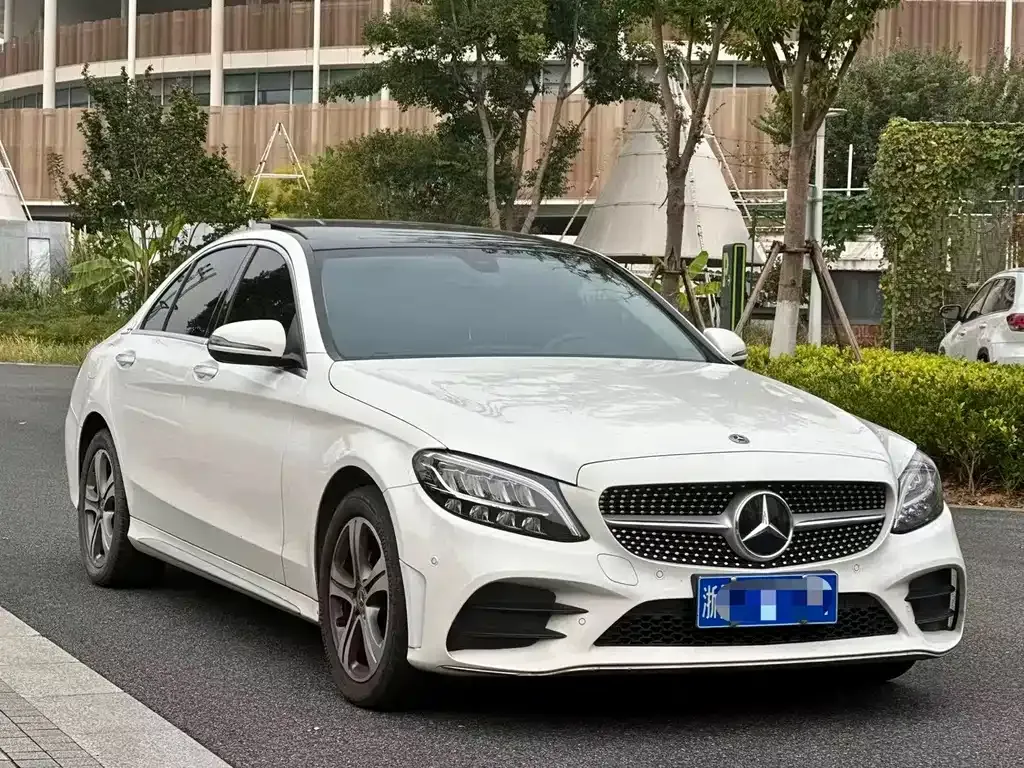 Mercedes-Benz C-Class — фото 3