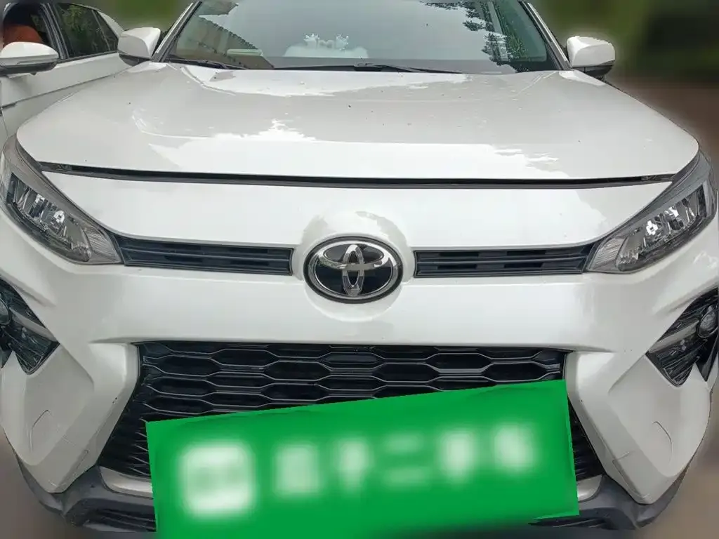Toyota Wildlander — фото 10