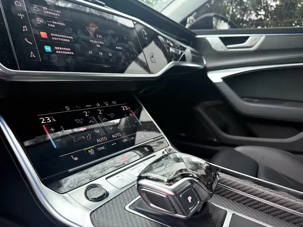 Audi A7 — фото 8
