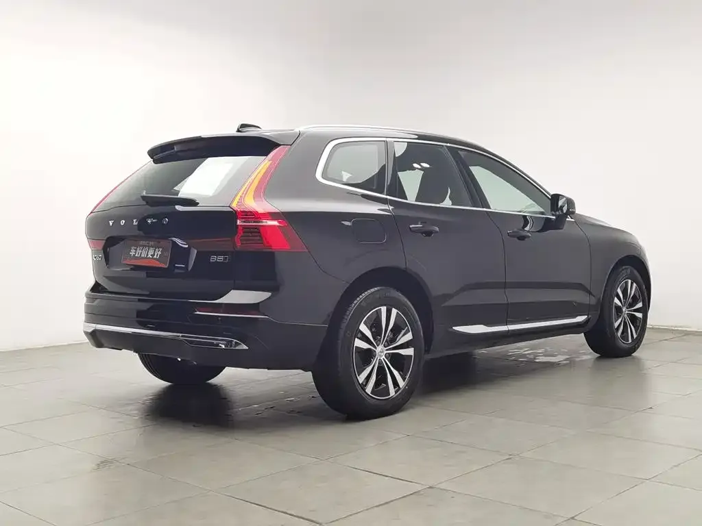 Volvo XC60 — фото 4