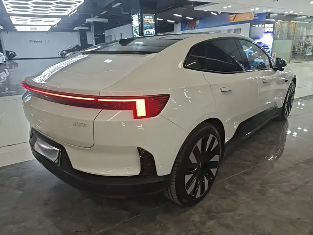 Polestar Polestar 4 — фото 3