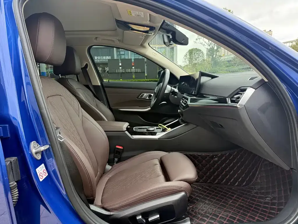 BMW i3 — фото 9