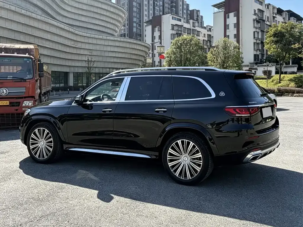 Mercedes-Benz GLS — фото 5