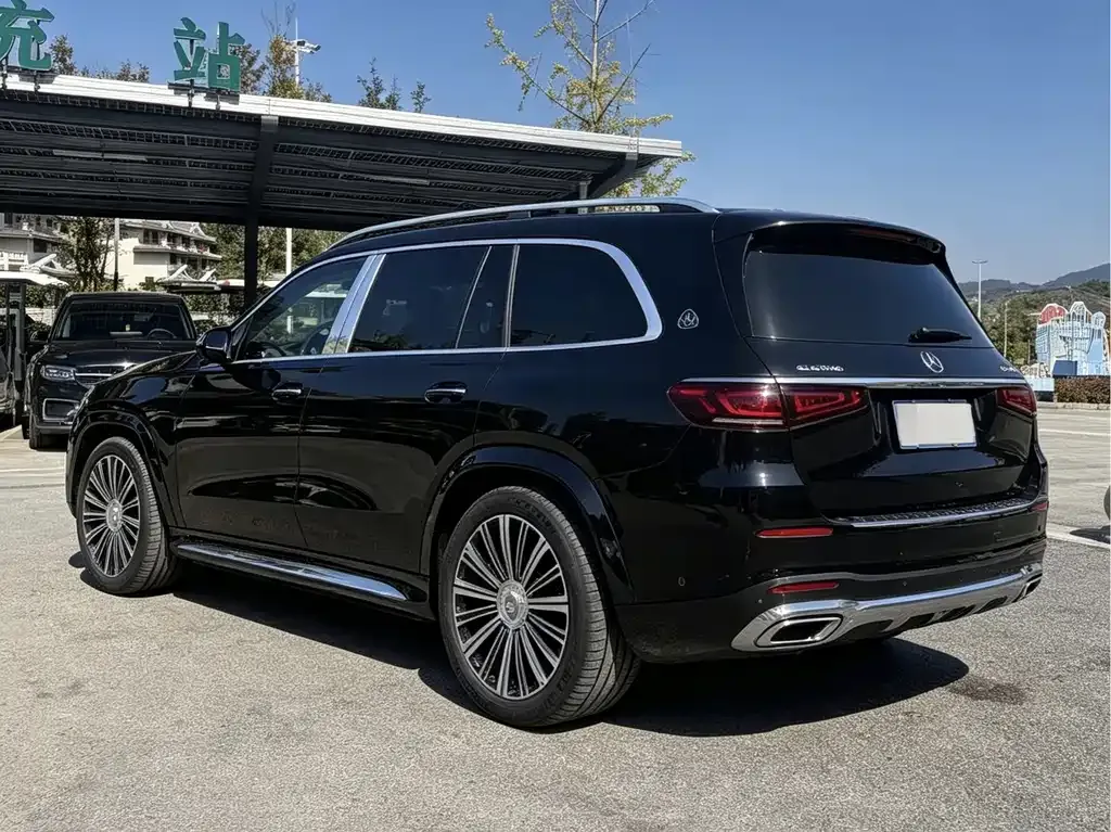 Mercedes-Benz GLS — фото 10