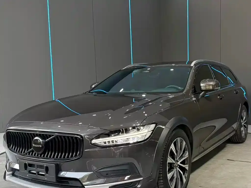 Volvo V90 — фото 1